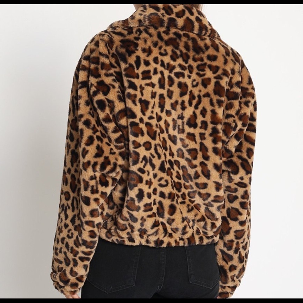 🔴 Leopard Faux Fur Coat